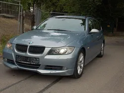 Blau Gebraucht 2006 BMW 330 Sport Line Limousine | 3.999 € (Guter Preis)