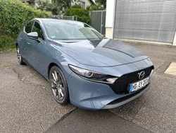 Grau Gebraucht 2019 Mazda 3 Selection Limousine | 16.000 € (Guter Preis)