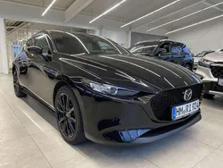 Jet black Gebraucht 2025 Mazda 3 Nagisa Limousine | 28.900 € (Superpreis)