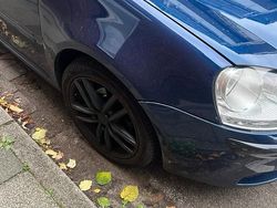 Blau Gebraucht 2007 VW Golf V GT Kleinwagen | 3.000 € (Fairer Preis)