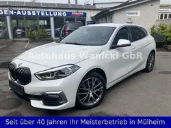 Mineralweiss metallic Gebraucht 2022 BMW 118 Luxury Line Kleinwagen | 21.990 € (Guter Preis)