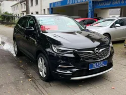 Diamant schwarz/karbon schwarz Gebraucht 2017 Opel Grandland X Dynamic SUV | 15.500 € (Etwas zu teuer)