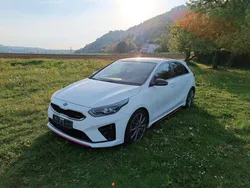 Weiß Gebraucht 2019 Kia Ceed GT Limousine | 21.500 € (Fairer Preis)