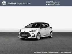 Weiß Gebraucht 2022 Toyota Yaris Business Edition Limousine | 18.990 € (Guter Preis)