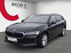 Onyx schwarz metallic Gebraucht 2024 Skoda Superb Selection Kombi | 34.340 € (Guter Preis)