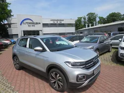 Blau Gebraucht 2023 VW T-Cross Life SUV | 23.890 € (Fairer Preis)