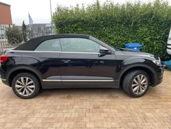 Schwarz Gebraucht 2021 VW T-Roc Cabriolet Style Cabrio | 27.900 € (Guter Preis)