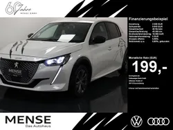 Weiß Gebraucht 2022 Peugeot e-208 Allure Kleinwagen | 15.985 € (Fairer Preis)