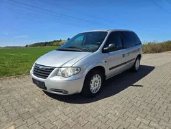 Grau Gebraucht 2007 Chrysler Voyager Van / Kleinbus | 1.690 € (Fairer Preis)