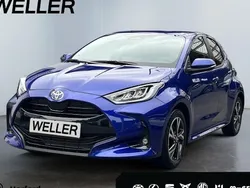 Blau Gebraucht 2025 Toyota Yaris Hybrid Limousine | 24.479 € (Fairer Preis)