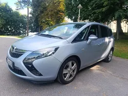 Silber Gebraucht 2016 Opel Zafira Tourer Van / Kleinbus | 7.650 € (Guter Preis)