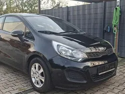 Gebraucht 2012 Kia Rio Attract Limousine | 1.750 € (Guter Preis)