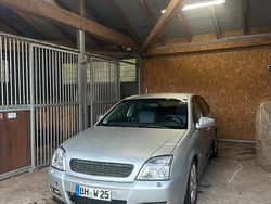 Silber Gebraucht 2002 Opel Vectra GTS Limousine | 1.800 € (Etwas zu teuer)