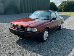 Rot Gebraucht 1994 Audi 80 Limousine | 2.300 €