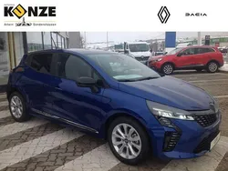 Blau Gebraucht 2024 Renault Clio V Evolution Limousine | 17.990 € (Fairer Preis)