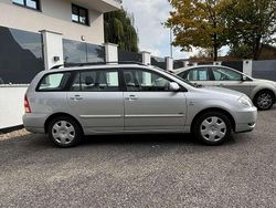 Silber metallic Gebraucht 2002 Toyota Corolla Kombi | 2.989 € (Guter Preis)