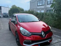 Rot Gebraucht 2014 Renault Clio R.S. R.S. Kleinwagen | 7.999 €