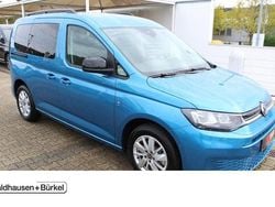 Blau Gebraucht 2024 VW Caddy Life Van / Kleinbus | 30.950 € (Superpreis)