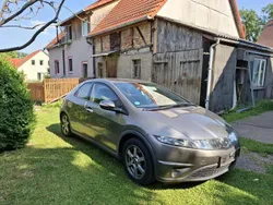 Silber Gebraucht 2008 Honda Civic Limousine | 2.900 €