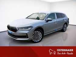 Aluminiumsilber Neu 2025 Skoda Superb LAURIN & KLEMENT Kombi | 49.460 € (Etwas zu teuer)