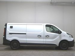 Gletscherweiss Gebraucht 2022 Renault Trafic Van / Kleinbus | 17.980 € (Guter Preis)
