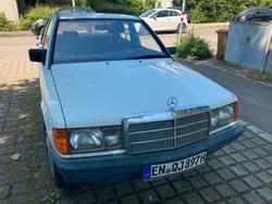 Weiß Gebraucht 1986 Mercedes 190 Limousine | 3.050 €