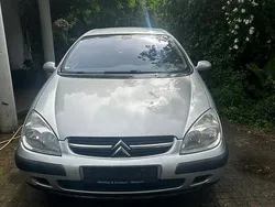 Silber Gebraucht 2002 Citroën C5 Limousine | 1.900 €