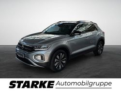 Silber (pyritsilber metallic) Gebraucht 2025 VW T-Roc Goal SUV | 34.290 € (Guter Preis)
