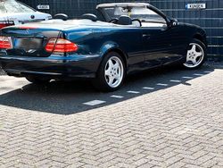 Blau Gebraucht 2001 Mercedes CLK230 Avantgarde Cabrio | 3.500 € (Guter Preis)