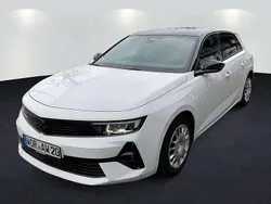 Weiss banquise Gebraucht 2024 Opel Astra GS Line Limousine | 22.990 € (Guter Preis)