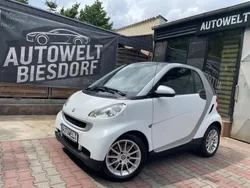 Weiß Gebraucht 2010 Smart ForTwo Coupé Passion Kleinwagen | 4.750 € (Fairer Preis)