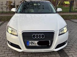 Weiß Gebraucht 2009 Audi A3 Sport Limousine | 5.900 € (Fairer Preis)