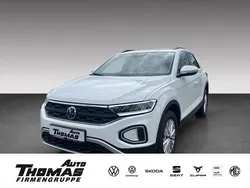 Pure white Gebraucht 2024 VW T-Roc Life SUV | 22.985 € (Guter Preis)