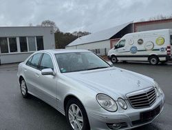 Silber Gebraucht 2007 Mercedes E320 Limousine | 4.300 € (Fairer Preis)