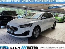 Weiß Gebraucht 2024 Ford Focus Titanium Limousine | 19.871 € (Superpreis)