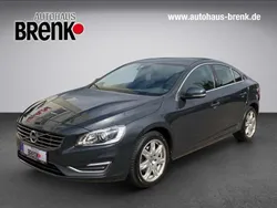 Savile grey / metallic Gebraucht 2018 Volvo S60 Momentum Limousine | 16.990 € (Guter Preis)