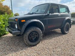 Schwarz Gebraucht 2008 Lada niva SUV | 6.500 € (Fairer Preis)
