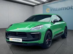 Grün Gebraucht 2023 Porsche Macan GTS SUV | 101.399 € (Teuer)
