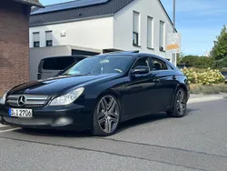 Schwarz Gebraucht 2008 Mercedes CLS320 Coupé | 5.400 € (Fairer Preis)