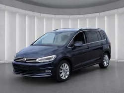 Blau Gebraucht 2024 VW Touran Highline Van / Kleinbus | 39.349 € (Etwas zu teuer)