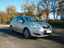 Grau Gebraucht 2009 Toyota Auris Kleinwagen | 4.300 €