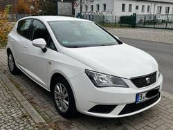 Weiß Gebraucht 2015 Seat Ibiza 4You Limousine | 4.000 € (Superpreis)