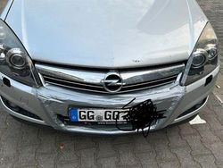 Silber Gebraucht 2007 Opel Astra Innovation Limousine | 1.400 € (Superpreis)