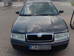 Schwarz Gebraucht 2002 Skoda Octavia Solution Limousine | 1.400 € (Fairer Preis)