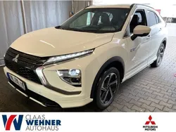 S) (weiss Gebraucht 2022 Mitsubishi Eclipse Cross Plus SUV | 23.900 € (Fairer Preis)