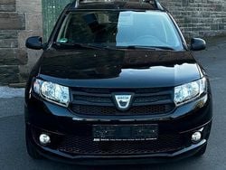 Schwarz Gebraucht 2014 Dacia Logan MCV Ambiance Kombi | 3.800 €