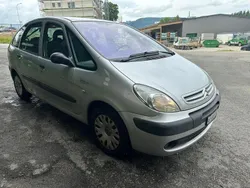 Grau Gebraucht 2008 Citroën Xsara Picasso Van / Kleinbus | 1.200 €