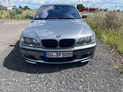 Grau Gebraucht 2003 BMW 320 Limousine | 4.444 € (Guter Preis)