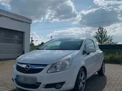 Weiß Gebraucht 2009 Opel Corsa Edition Kleinwagen | 800 € (Guter Preis)