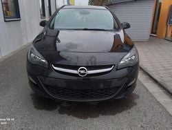 Grau Gebraucht 2011 Opel Meriva Edition Van / Kleinbus | 4.900 € (Guter Preis)